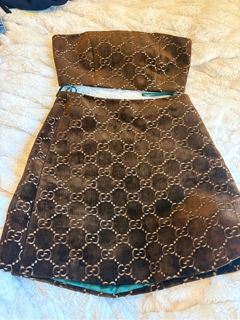 Gucci - 2 piece velvet set - 00